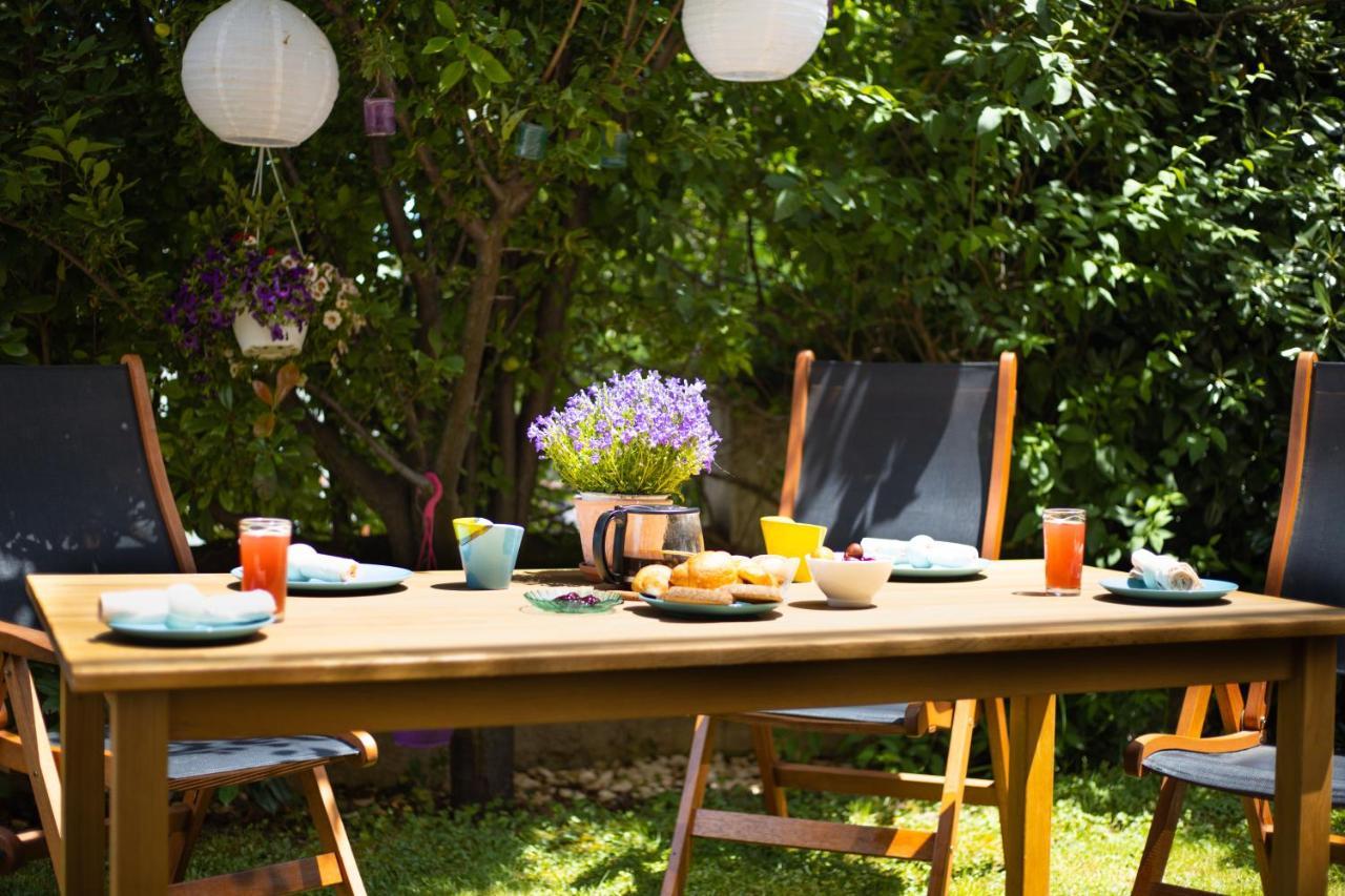 Relaxing Family House With Garden In Avra, Appartement *